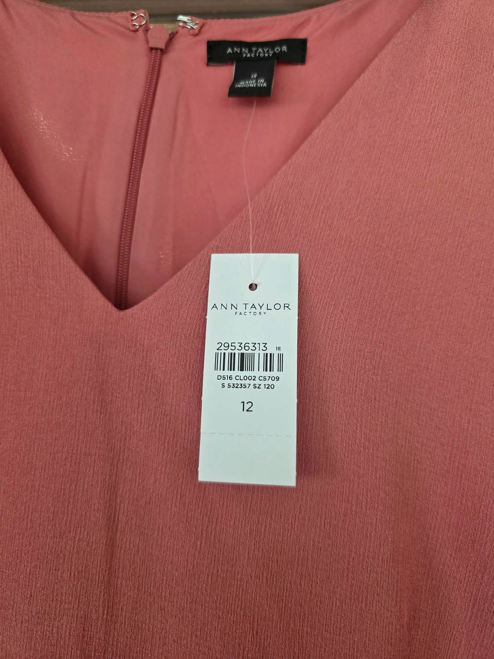 NEW Ann Taylor Factory Coral Chiffon V-Neck Ruffle Hem Dress Sz 12 - Picture 5 of 6